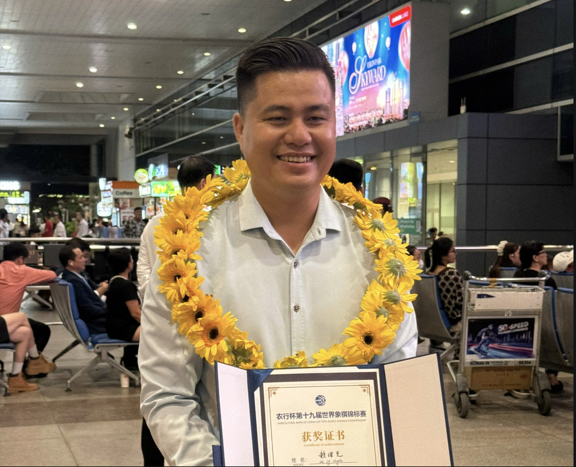 Ngày về của nhà vô địch cờ tướng thế giới Lại Lý Huynh- Ảnh 3. Ngày về của nhà vô địch cờ tướng thế giới Lại Lý Huynh- Ảnh 3.