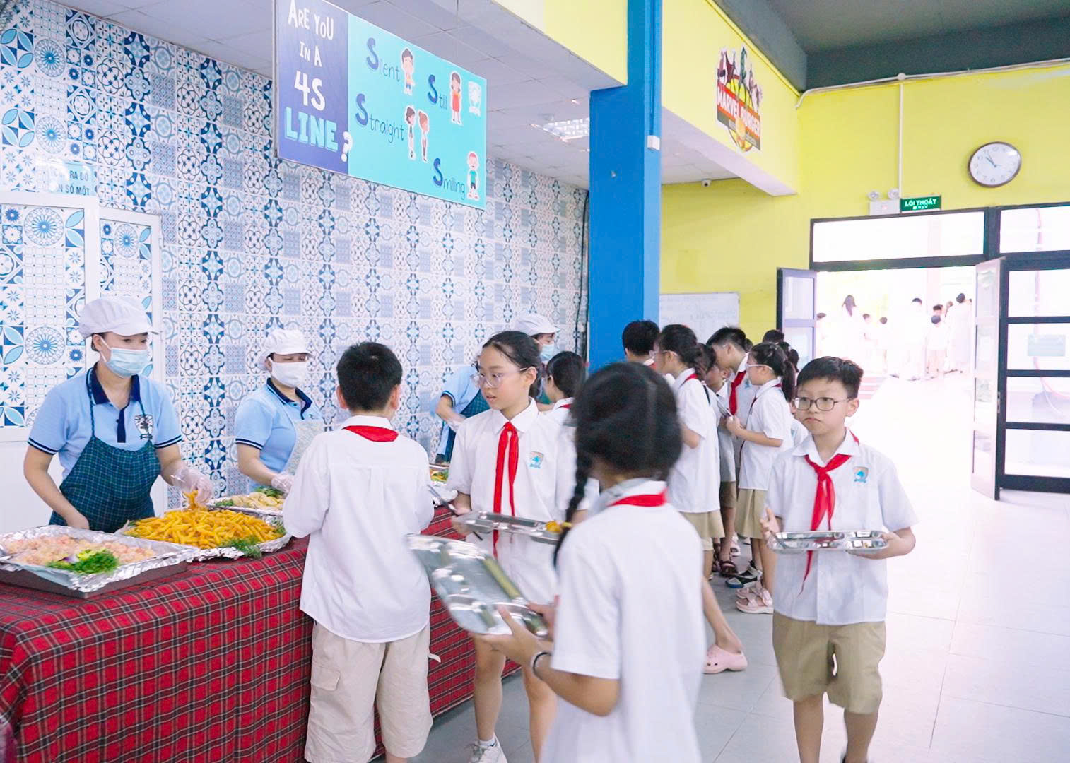 Hà Nội có 1 ngôi trường: Nơi mỗi bữa ăn không chỉ no - ngon - sạch mà còn là những bài học cực hay về kỹ năng và giá trị sống- Ảnh 6. Hà Nội có 1 ngôi trường: Nơi mỗi bữa ăn không chỉ no - ngon - sạch mà còn là những bài học cực hay về kỹ năng và giá trị sống- Ảnh 6.