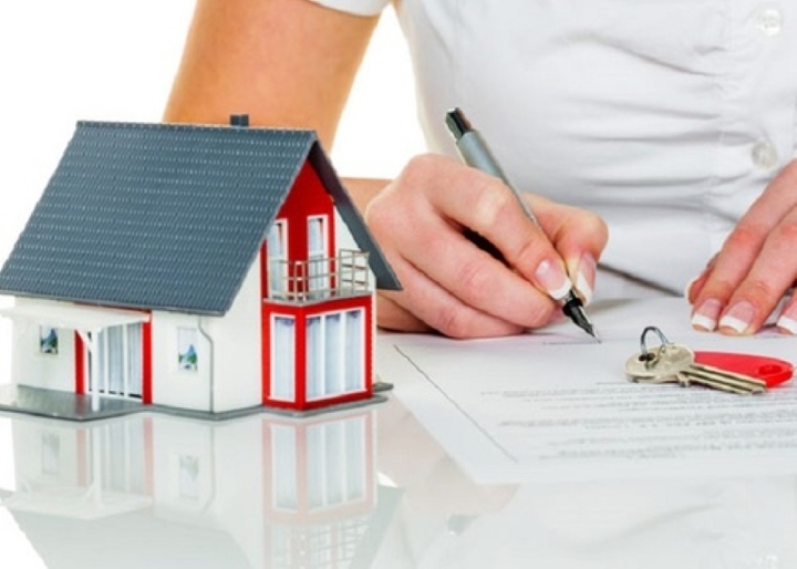 Đòi lại nhà cho thuê trước hạn có phải bồi thường không?- Ảnh 1.