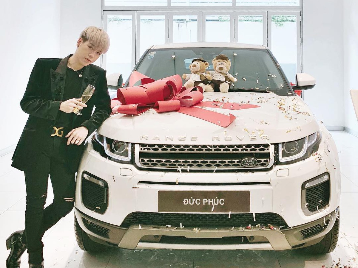 Khối tài sản của Đức Phúc ra sao mà được khen "giàu nhất gia đình Hoa dâm bụt"?- Ảnh 4.