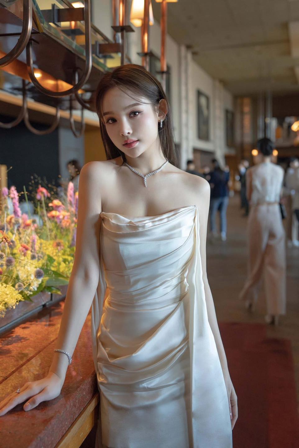 "Khuôn mặt không tuổi" của Huyền Baby bắt đầu từ bữa sáng chống già: Toàn món dễ kiếm vừa dưỡng da căng tràn collagen vừa giữ eo đẹp phát hờn- Ảnh 12.