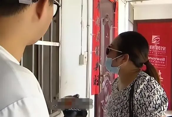 Bà chủ nhà rao bán …