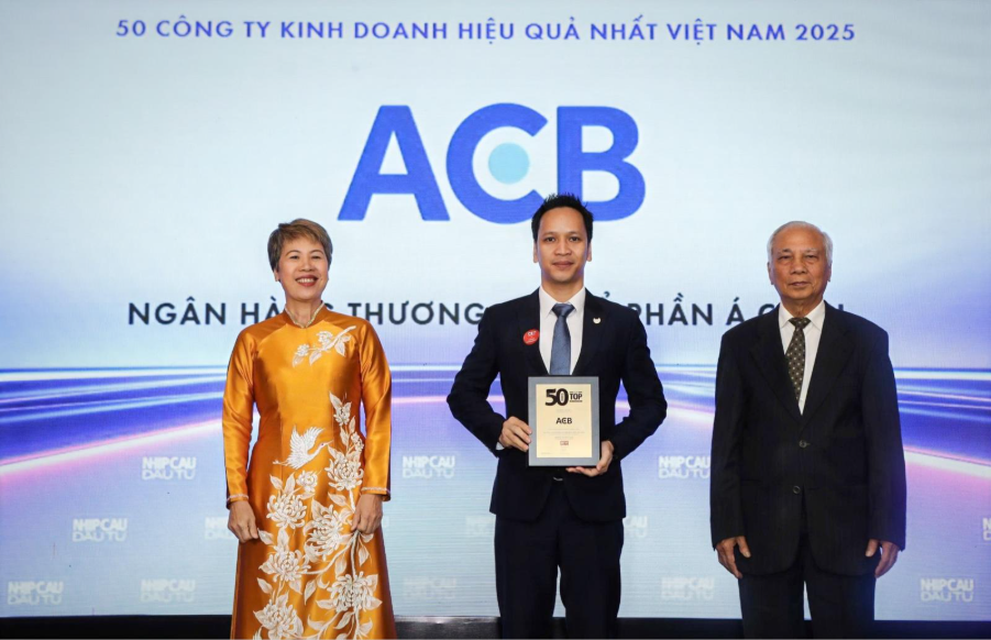 ACB được vinh danh trong bảng xếp hạng “50 công ty kinh doanh hiệu quả nhất Việt Nam”- Ảnh 2. ACB được vinh danh trong bảng xếp hạng “50 công ty kinh doanh hiệu quả nhất Việt Nam”- Ảnh 2.