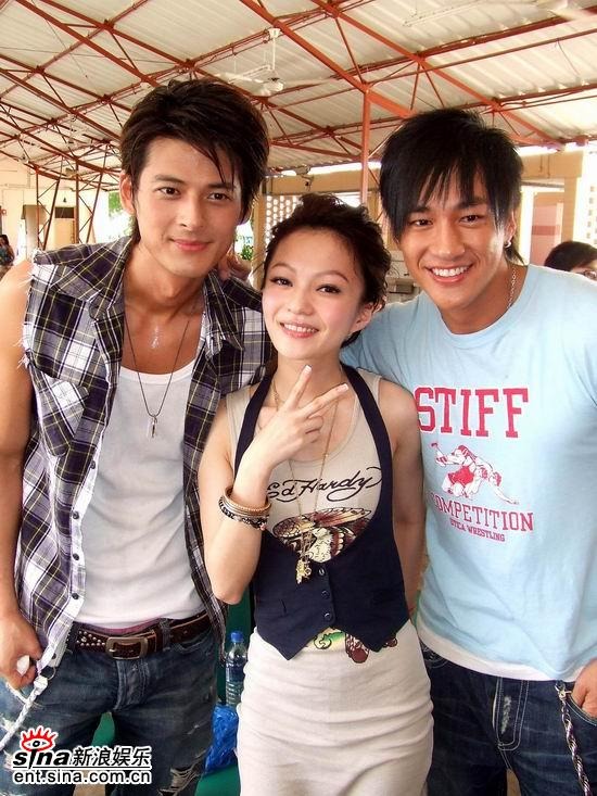 Mỹ nam U50 trẻ như 20, hủy hôn với nàng thơ kém 19 tuổi về quê nuôi cua- Ảnh 4. Mỹ nam U50 trẻ như 20, hủy hôn với nàng thơ kém 19 tuổi về quê nuôi cua- Ảnh 4.