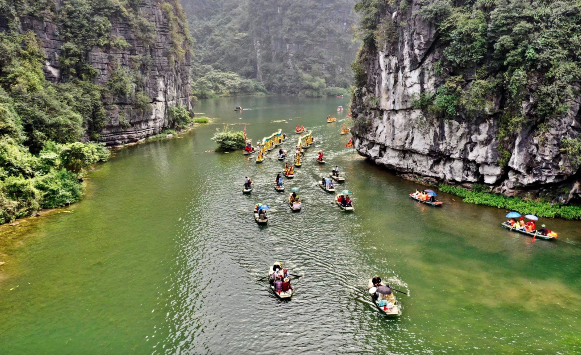 8 năm trôi qua nhưng khách Tây vẫn chờ để được đến 1 nơi ở Việt Nam- Ảnh 2.