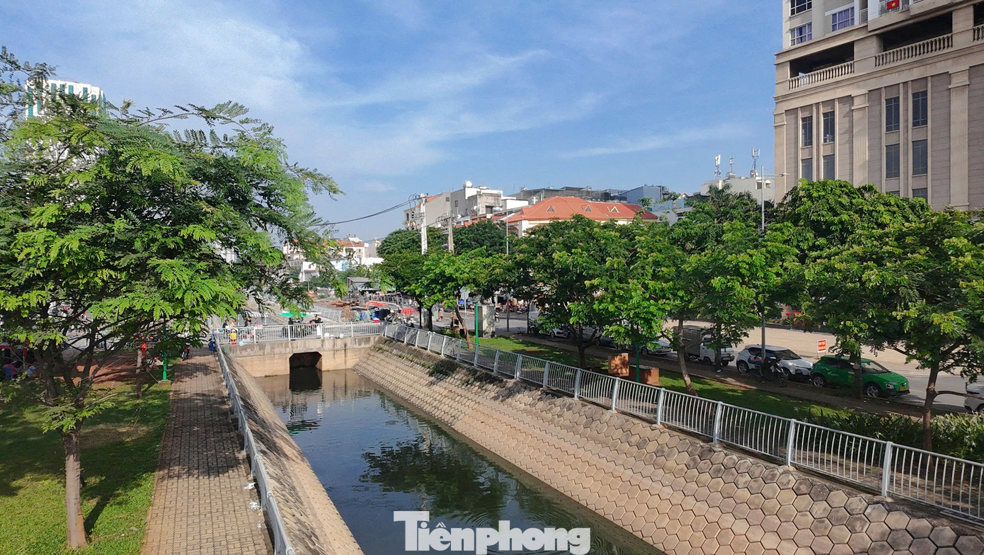 Hình ảnh TPHCM 'thay da đổi thịt' qua từng công trình- Ảnh 4.