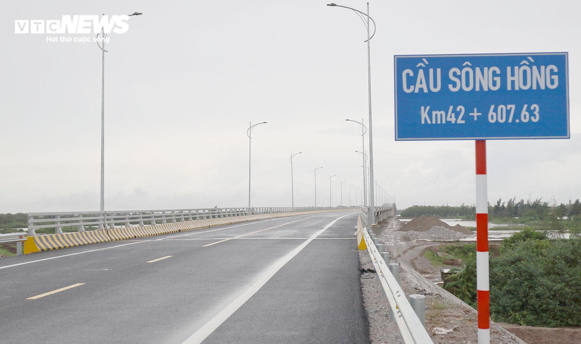 Chiêm ngưỡng cầu sông Hồng gần 1.000 tỷ đồng nối Hưng Yên với Ninh Bình- Ảnh 12.