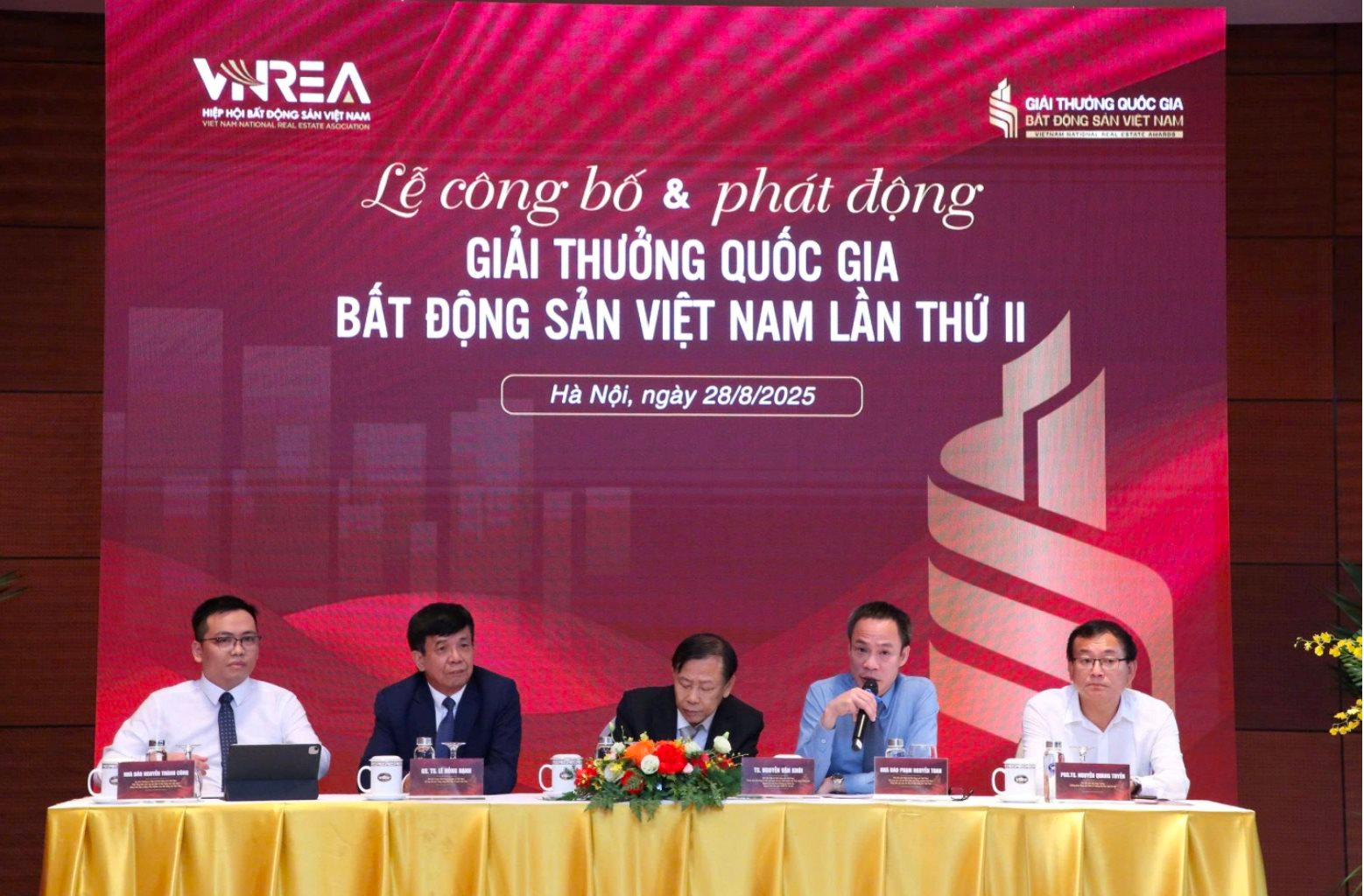 Lễ công bố và phát động Giải thưởng Quốc gia Bất động sản Việt Nam lần thứ II- Ảnh 1.