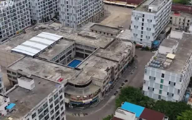 Hình ảnh một phức hợp tội phạm tại Campuchia, bị chương trình điều tra “Unanswered Questions” của kênh SBS phanh phui (Ảnh: SBS) Hình ảnh một phức hợp tội phạm tại Campuchia, bị chương trình điều tra “Unanswered Questions” của kênh SBS phanh phui (Ảnh: SBS)