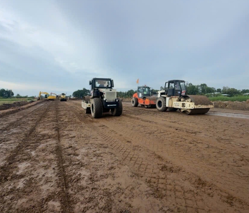 Xuyên lễ, xuyên đêm thi công cao tốc Cần Thơ - Cà Mau- Ảnh 1. Xuyên lễ, xuyên đêm thi công cao tốc Cần Thơ - Cà Mau- Ảnh 1.