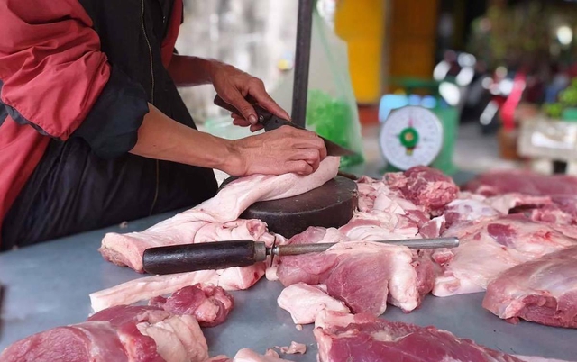 Người bán thịt lợn nói thẳng: "4 loại thịt này rẻ mấy tôi cũng không mua, cho không cũng chẳng lấy"- Ảnh 1. Người bán thịt lợn nói thẳng: "4 loại thịt này rẻ mấy tôi cũng không mua, cho không cũng chẳng lấy"- Ảnh 1.
