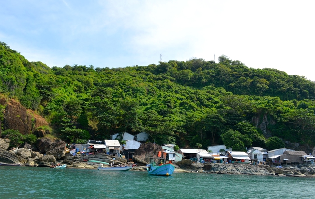 Hòn đảo nằm ở cực Nam Tổ quốc, không khách sạn, không nhà hàng, du khách nhận xét: "Chưa hề nghe tên"- Ảnh 2.