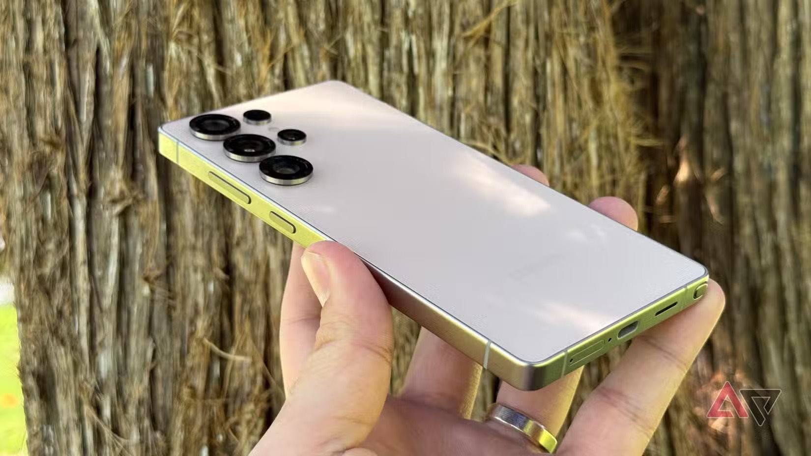 Chuyên gia review: "Sau 8 tháng dùng, tôi thấy Galaxy S25 Ultra chưa làm được như những gì hãng quảng cáo"- Ảnh 3. Chuyên gia review: "Sau 8 tháng dùng, tôi thấy Galaxy S25 Ultra chưa làm được như những gì hãng quảng cáo"- Ảnh 3.