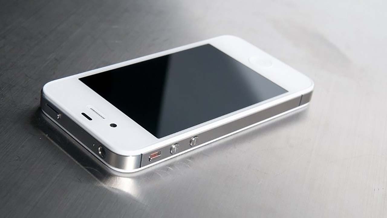 iPhone 17 sẽ xô đổ kỷ lục iPhone 4 giữ suốt 15 năm- Ảnh 2. iPhone 17 sẽ xô đổ kỷ lục iPhone 4 giữ suốt 15 năm- Ảnh 2.
