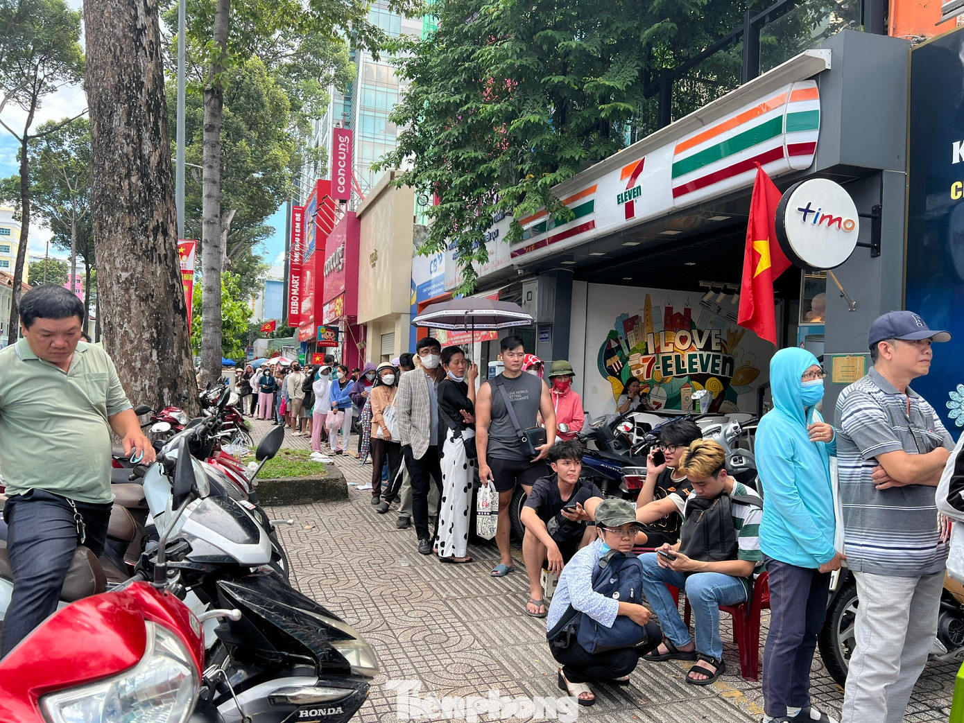 Lý do nhiều người 'quay xe' khi vừa tới tiệm vàng- Ảnh 2.