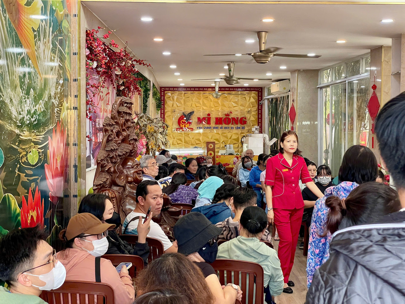 Lý do nhiều người 'quay xe' khi vừa tới tiệm vàng- Ảnh 6.