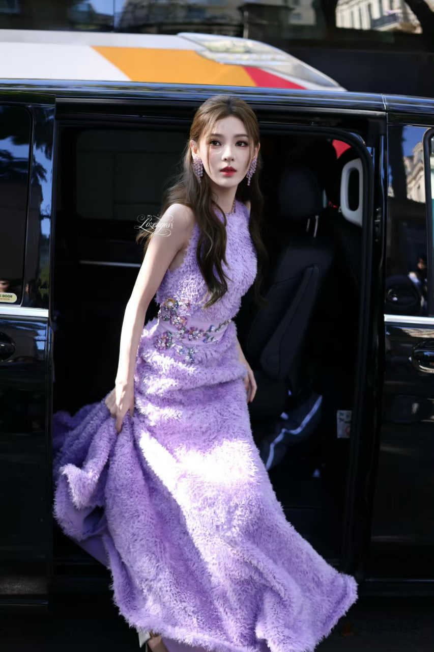 Cứ ra đường là mỹ nhân này gieo tương tư cho cả thế giới: Visual sang hết chỗ nói, nữ chính tiểu thuyết thua vạn dặm- Ảnh 3.