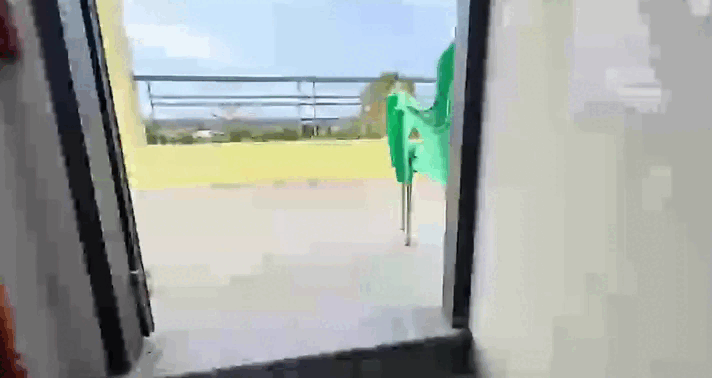 Thánh thần ơi nhà miền Tây khủng cỡ này: Càng ngắm càng như được Thánh thần ơi nhà miền Tây khủng cỡ này: Càng ngắm càng như được