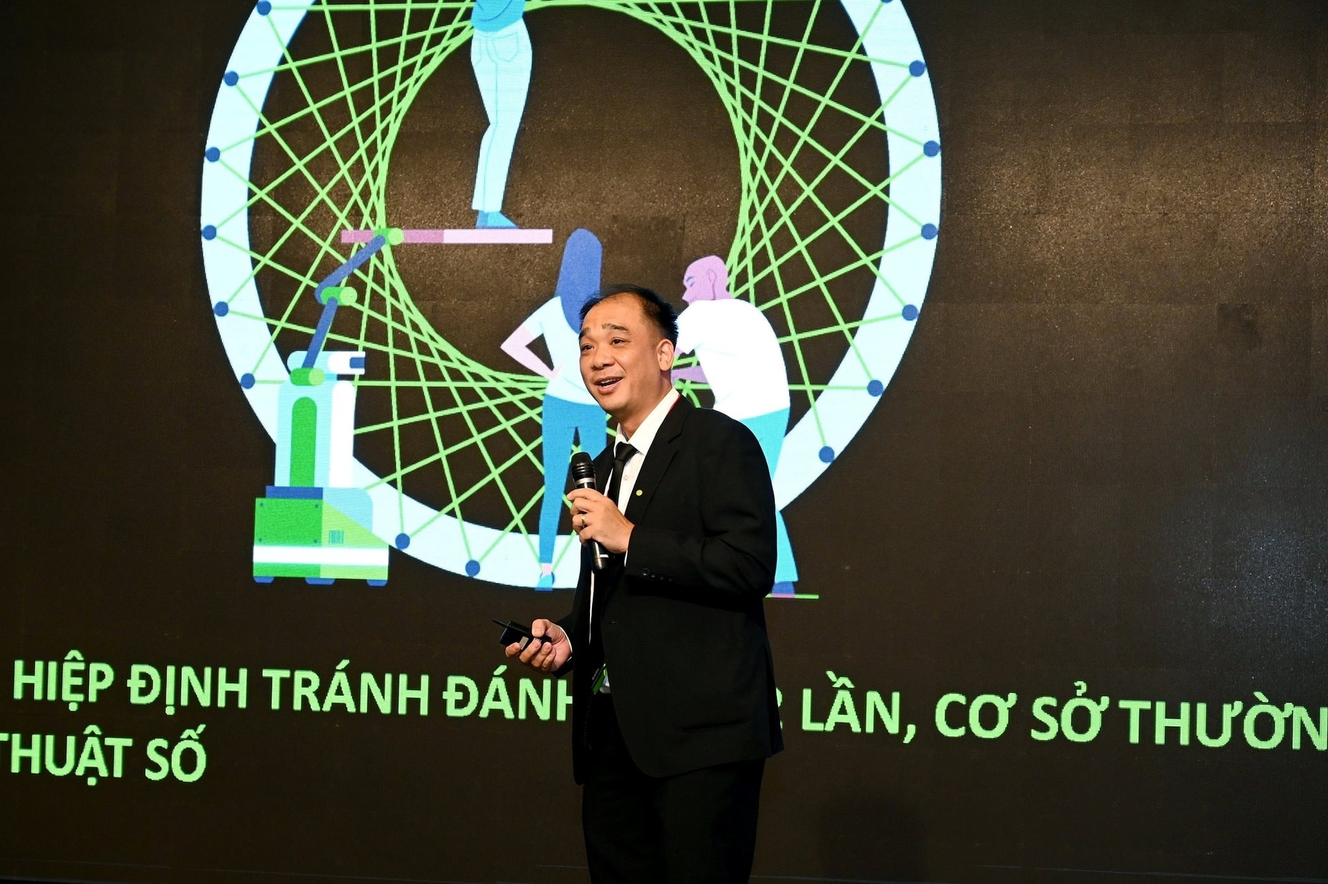 PRIVATE 100 trong bức tranh toàn cảnh của TOP 200: Câu chuyện về rủi ro thuế theo các sắc thuế và theo ngành kinh doanh- Ảnh 2.