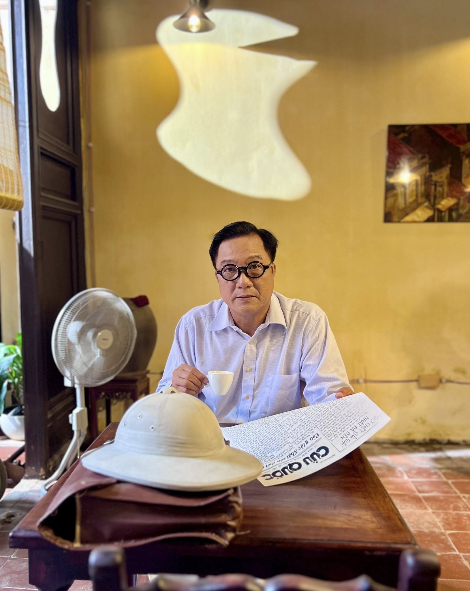 Ngoại hình U70 cực phong độ của nam nghệ sĩ ở chung cư đường Nguyễn Xiển, viên mãn bên vợ kém 16 tuổi- Ảnh 2. Ngoại hình U70 cực phong độ của nam nghệ sĩ ở chung cư đường Nguyễn Xiển, viên mãn bên vợ kém 16 tuổi- Ảnh 2.