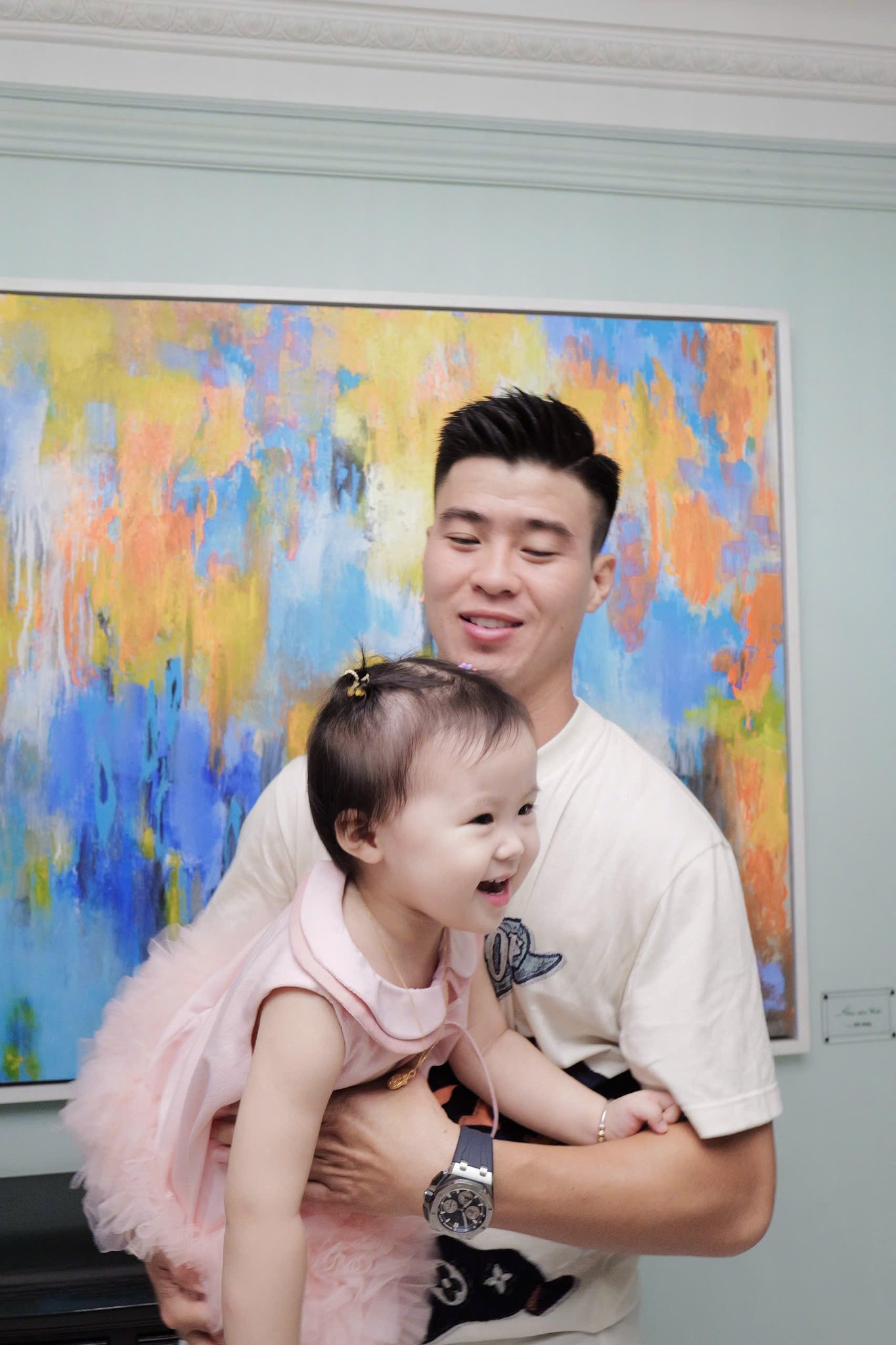 Duy Mạnh cùng vợ đón sinh nhật 