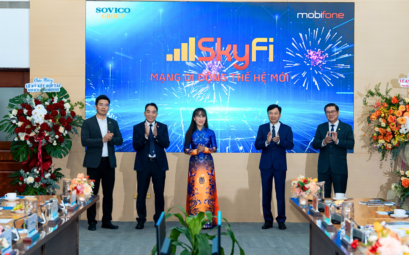 MobiFone và SOVICO hợp tác xây dựng hệ sinh thái viễn thông công nghệ đa tiện ích- Ảnh 2.