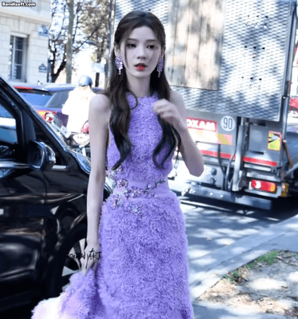 Cứ ra đường là mỹ nhân này gieo tương tư cho cả thế giới: Visual sang hết chỗ nói, nữ chính tiểu thuyết thua vạn dặm- Ảnh 9.