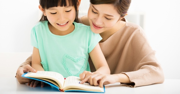 Giáo viên kinh nghiệm 20 năm khẳng định: Học sinh giỏi trong top 10 thường xuất thân từ 4 kiểu gia đình này- Ảnh 2. Giáo viên kinh nghiệm 20 năm khẳng định: Học sinh giỏi trong top 10 thường xuất thân từ 4 kiểu gia đình này- Ảnh 2.