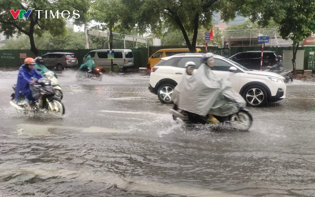 Toàn bộ học sinh Hà Nội nghỉ …