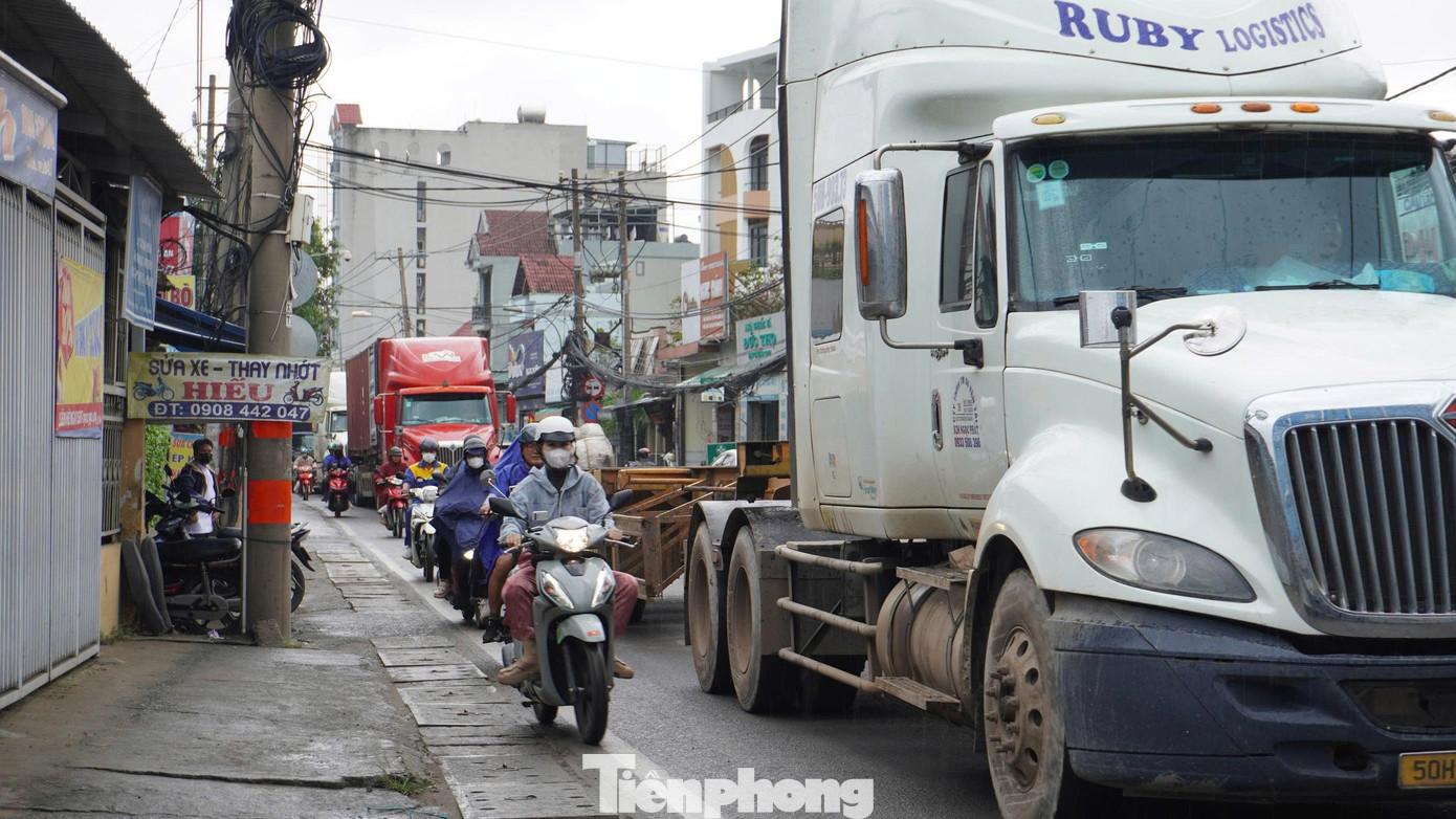 Cận cảnh đoạn đường 'tử thần' ở TPHCM sắp được mở rộng- Ảnh 1.