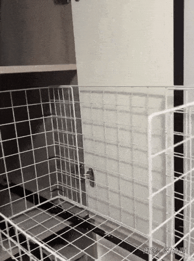 8 mẹo “thay đồ” cực rẻ của người dì trung niên: Chi phí chỉ bằng 1/10 mà hiệu quả không ngờ- Ảnh 2. 8 mẹo “thay đồ” cực rẻ của người dì trung niên: Chi phí chỉ bằng 1/10 mà hiệu quả không ngờ- Ảnh 2.