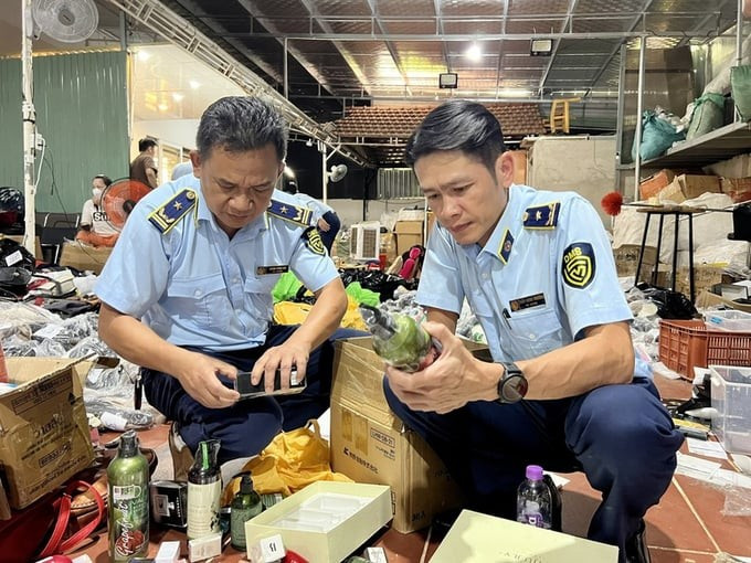 Phát hiện hơn 15.500 vụ hàng giả, hàng lậu trong 9 tháng- Ảnh 1.