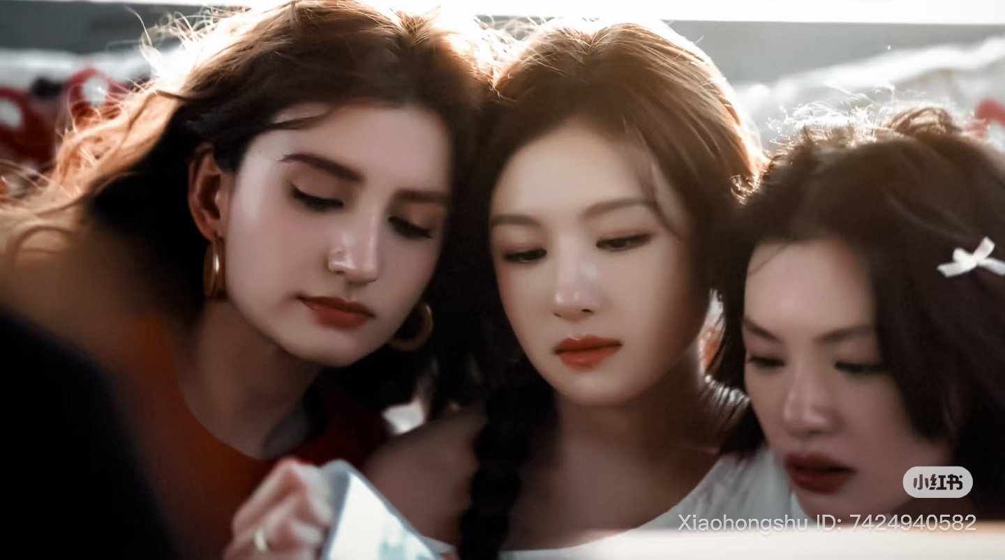 Một khi mỹ nhân này khóc là cả thế giới muốn lao vào dỗ dành: Con nhà ai mà đẹp vậy trời, 360 độ đều tuyệt đỉnh- Ảnh 4.