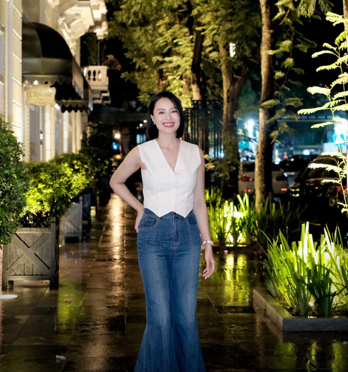 Hồng Diễm được khen không ngớt về nhan sắc tuổi 42, phong cách thời trang cực trẻ trung và thanh lịch- Ảnh 10. Hồng Diễm được khen không ngớt về nhan sắc tuổi 42, phong cách thời trang cực trẻ trung và thanh lịch- Ảnh 10.
