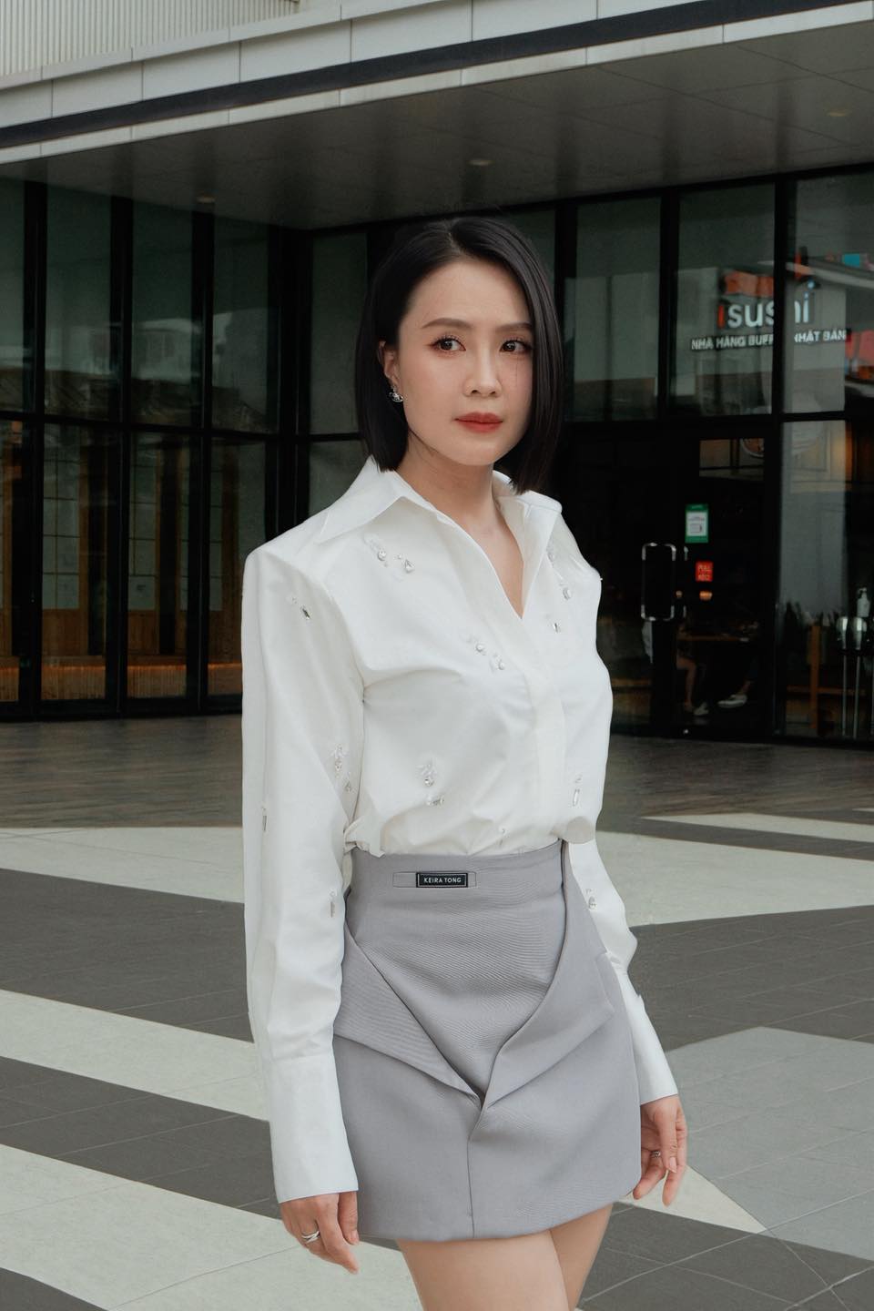 Hồng Diễm được khen không ngớt về nhan sắc tuổi 42, phong cách thời trang cực trẻ trung và thanh lịch- Ảnh 6. Hồng Diễm được khen không ngớt về nhan sắc tuổi 42, phong cách thời trang cực trẻ trung và thanh lịch- Ảnh 6.