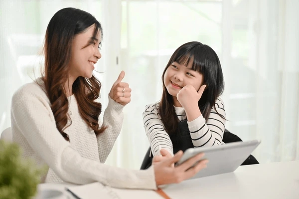 Giáo viên 30 năm trong nghề tiết lộ: Bố mẹ làm được 4 việc này cùng con vào đầu năm học mới, trẻ lớn lên dễ thành công, xuất chúng- Ảnh 1. Giáo viên 30 năm trong nghề tiết lộ: Bố mẹ làm được 4 việc này cùng con vào đầu năm học mới, trẻ lớn lên dễ thành công, xuất chúng- Ảnh 1.