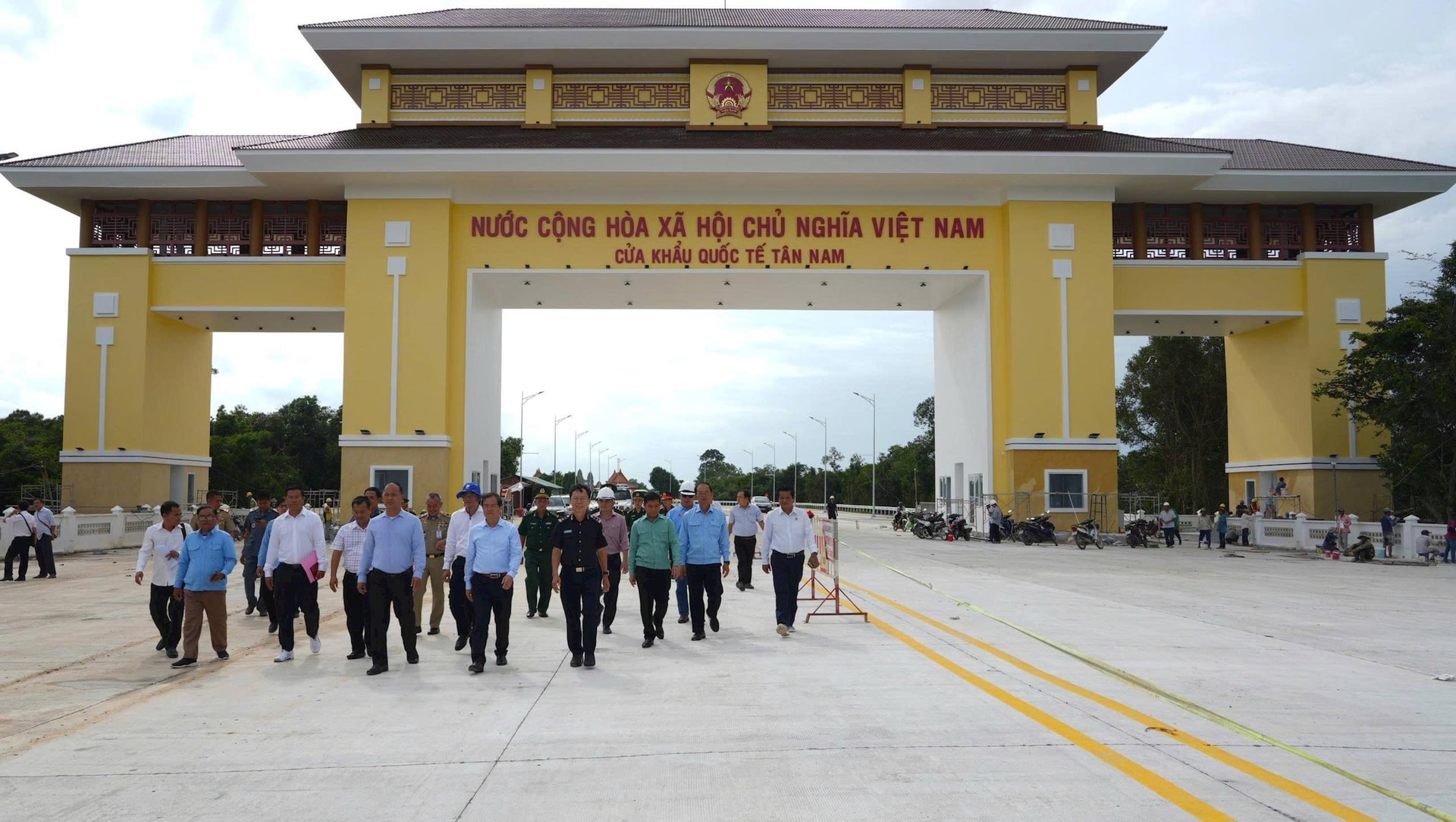 Sắp khánh thành công trình có thể góp phần giúp Việt Nam - Campuchia thu được 20 tỷ USD- Ảnh 2. Sắp khánh thành công trình có thể góp phần giúp Việt Nam - Campuchia thu được 20 tỷ USD- Ảnh 2.