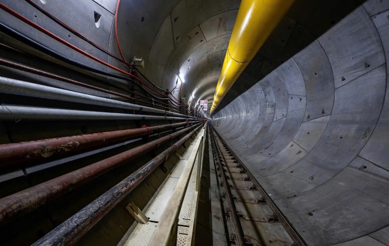 Bộ trưởng Xây dựng kiểm tra ga ngầm tuyến metro Nhổn – ga Hà Nội, yêu cầu đẩy nhanh tiến độ- Ảnh 2. Bộ trưởng Xây dựng kiểm tra ga ngầm tuyến metro Nhổn – ga Hà Nội, yêu cầu đẩy nhanh tiến độ- Ảnh 2.