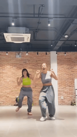 44 tuổi xinh đẹp lấp lánh, Mỹ Tâm không tập gym vẫn giữ dáng đỉnh chóp, xả stress bằng một game cực ngầu!- Ảnh 5. 44 tuổi xinh đẹp lấp lánh, Mỹ Tâm không tập gym vẫn giữ dáng đỉnh chóp, xả stress bằng một game cực ngầu!- Ảnh 5.