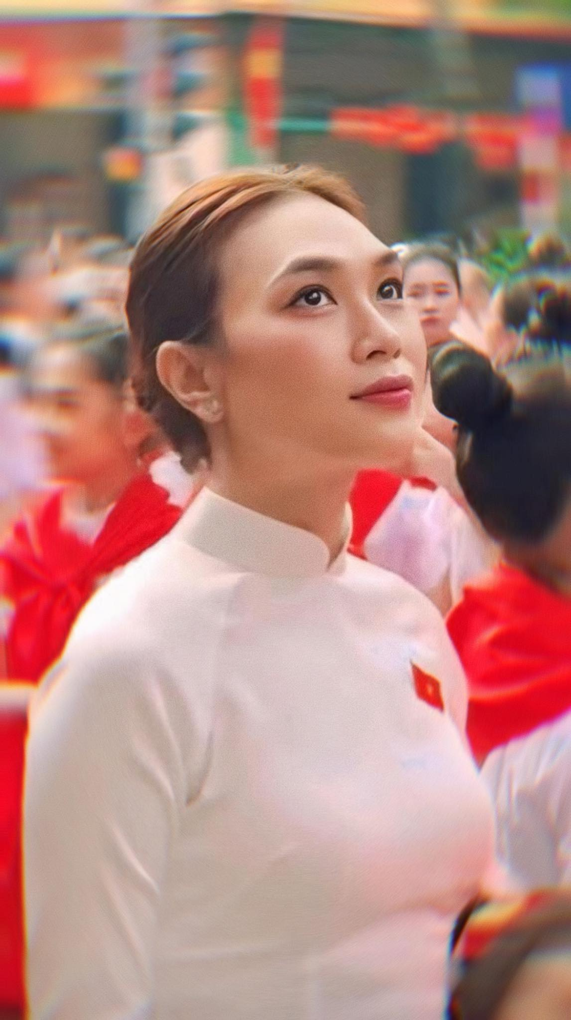 Chạy show Đại lễ như Mỹ Tâm: Từ Mỹ Đình đến Quảng trường Ba Đình rồi Ninh Bình, hát ở đâu “gây bão” ở đó- Ảnh 6. Chạy show Đại lễ như Mỹ Tâm: Từ Mỹ Đình đến Quảng trường Ba Đình rồi Ninh Bình, hát ở đâu “gây bão” ở đó- Ảnh 6.