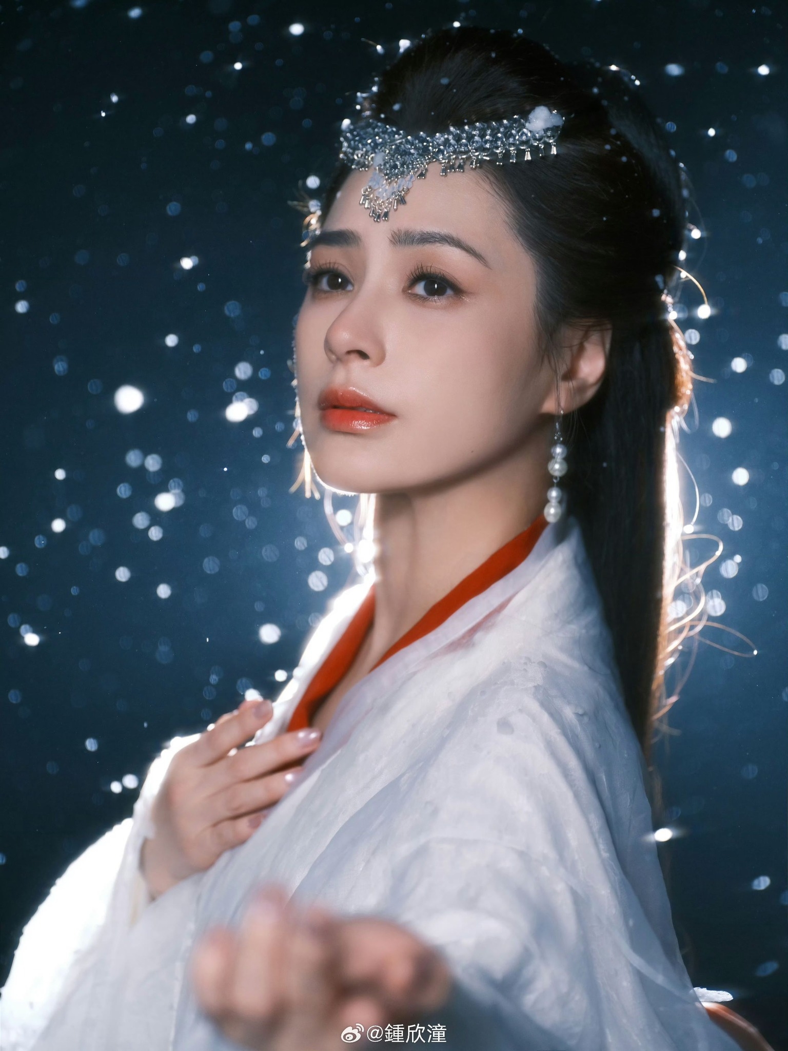 10 mỹ nhân bạch y đẹp nhất Trung Quốc: Lưu Diệc Phi chỉ xếp thứ 2, hạng 1 đúng chuẩn phong hoa tuyệt đại- Ảnh 27.