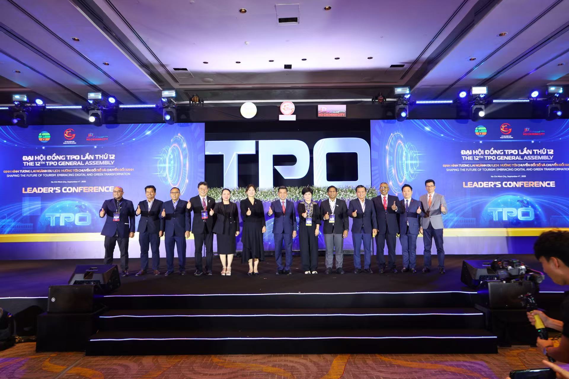 Điểm đến là “thiên đường nhiệt đới” ở Trung Quốc hứa hẹn hút khách Việt với loạt trải nghiệm ấn tượng: Mua sắm miễn thuế, tận hưởng dịch vụ nghỉ dưỡng cao cấp- Ảnh 2.