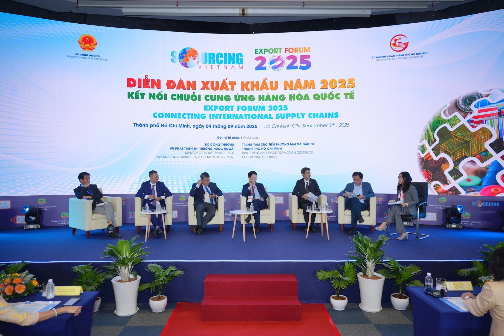 Khai mở cơ hội cho doanh nghiệp Việt tham gia vào chuỗi cung cung ứng toàn cầu- Ảnh 2. Khai mở cơ hội cho doanh nghiệp Việt tham gia vào chuỗi cung cung ứng toàn cầu- Ảnh 2.