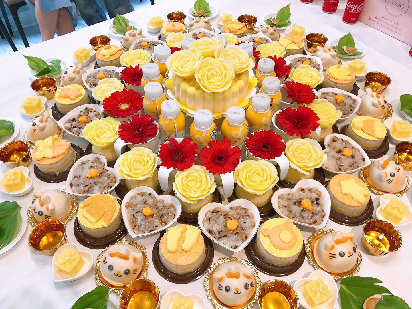 Thế lực bí ẩn đứng sau tiệc đầy tháng của các "cậu ấm cô chiêu" nhà Ngô Thanh Vân - Huy Trần, Đàm Thu Trang - Cường Đô la và nhiều sao Việt- Ảnh 16. Thế lực bí ẩn đứng sau tiệc đầy tháng của các "cậu ấm cô chiêu" nhà Ngô Thanh Vân - Huy Trần, Đàm Thu Trang - Cường Đô la và nhiều sao Việt- Ảnh 16.