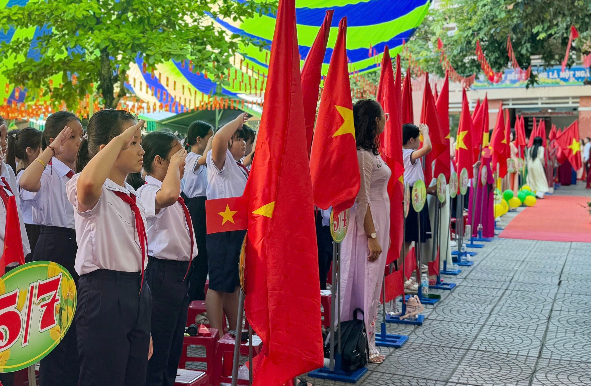 Tưng bừng khai giảng năm học mới đặc biệt chưa từng có- Ảnh 46. Tưng bừng khai giảng năm học mới đặc biệt chưa từng có- Ảnh 46.