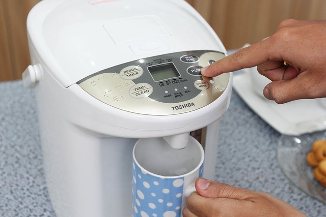 Thiết bị thầm ngốn điện trong nhà mà ít người để ý: Dùng giống bình siêu tốc, tốn hơn tủ lạnh, máy giặt- Ảnh 1.