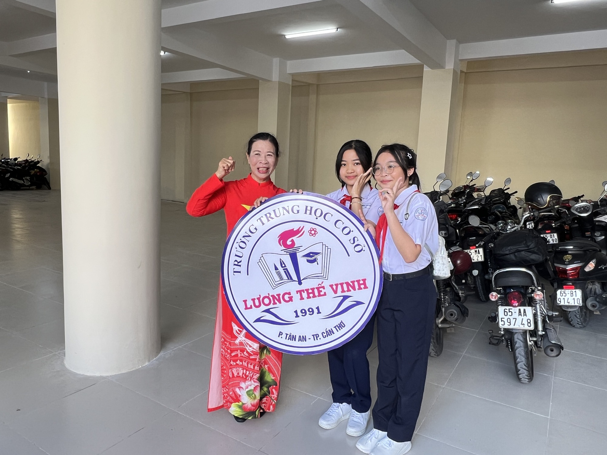 Tưng bừng khai giảng năm học mới đặc biệt chưa từng có- Ảnh 22. Tưng bừng khai giảng năm học mới đặc biệt chưa từng có- Ảnh 22.