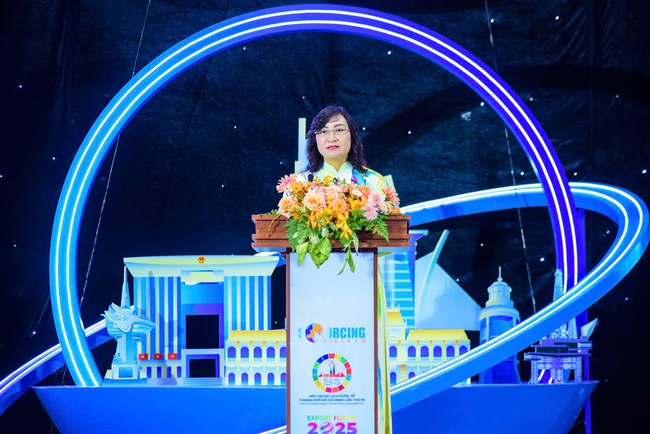Khai mạc chuỗi sự kiện Hội chợ Du lịch quốc tế Thành phố Hồ Chí Minh 2025- Ảnh 2. Khai mạc chuỗi sự kiện Hội chợ Du lịch quốc tế Thành phố Hồ Chí Minh 2025- Ảnh 2.