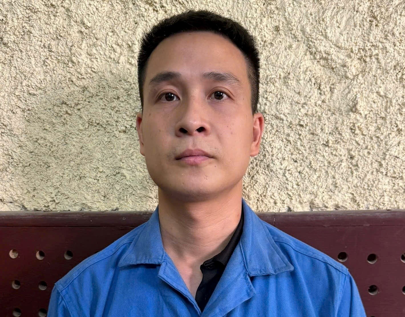 Cần đổi ngoại tệ, người phụ nữ chuyển khoản gần 1,7 tỷ đồng nhưng nhận về 0 USD, lập tức trình báo công an- Ảnh 1. Cần đổi ngoại tệ, người phụ nữ chuyển khoản gần 1,7 tỷ đồng nhưng nhận về 0 USD, lập tức trình báo công an- Ảnh 1.