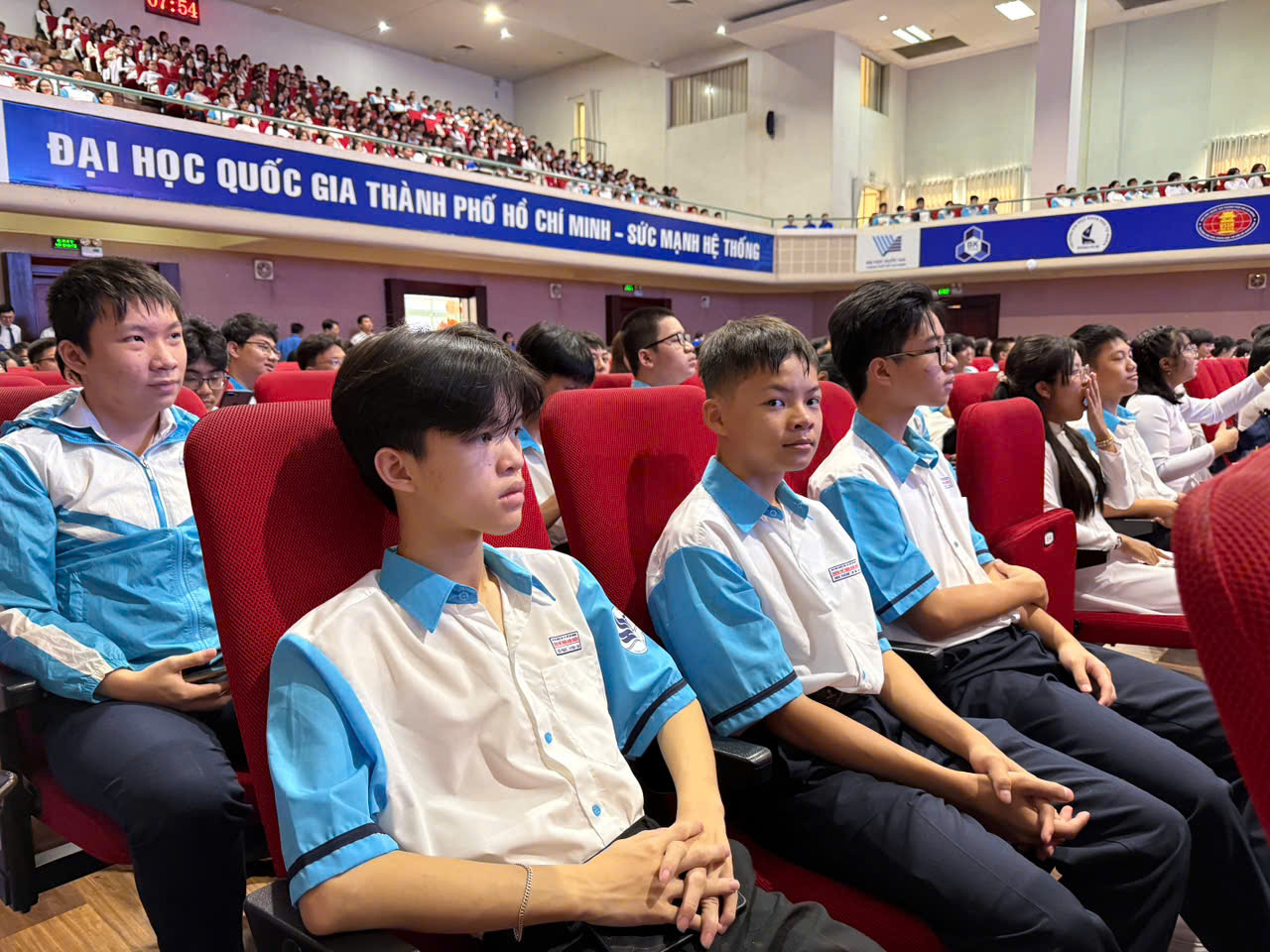 Tưng bừng khai giảng năm học mới đặc biệt chưa từng có- Ảnh 36. Tưng bừng khai giảng năm học mới đặc biệt chưa từng có- Ảnh 36.